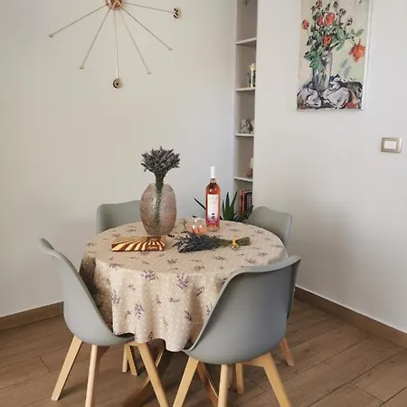 Apartament Izzy *