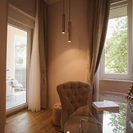 Apartament Izzy *